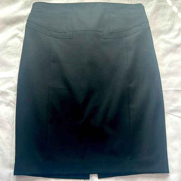 Express Women’s Size 6 21” Length Black Pencil Skirt with Buckle - Picture 6 of 9